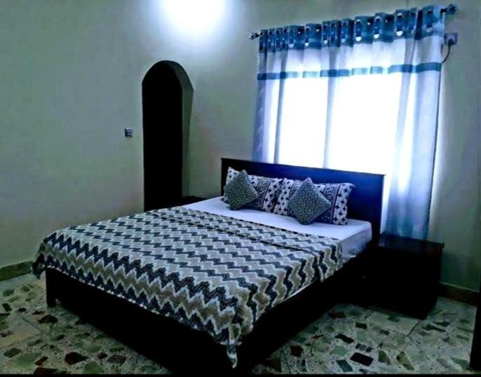 Galaxy Palace Near Millennium Mall كراتشي المظهر الخارجي الصورة
