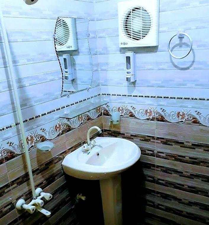 Galaxy Palace Near Millennium Mall كراتشي المظهر الخارجي الصورة